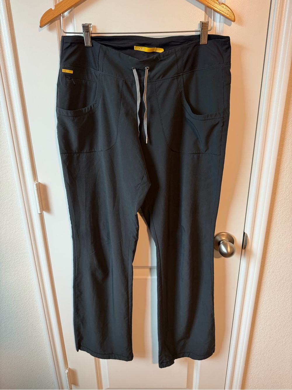 Lole Black Drawstring Straight-Leg Pants with Yellow Accent